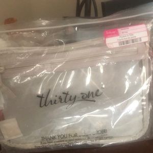 Thirty one clear pocket-a-tote